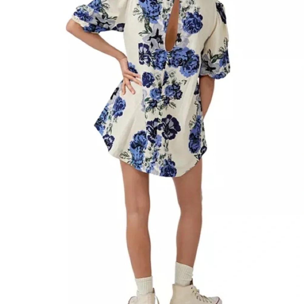 Free People Maye Poplin Tunic dress in a blue floral pattern. - Picture 3 of 7